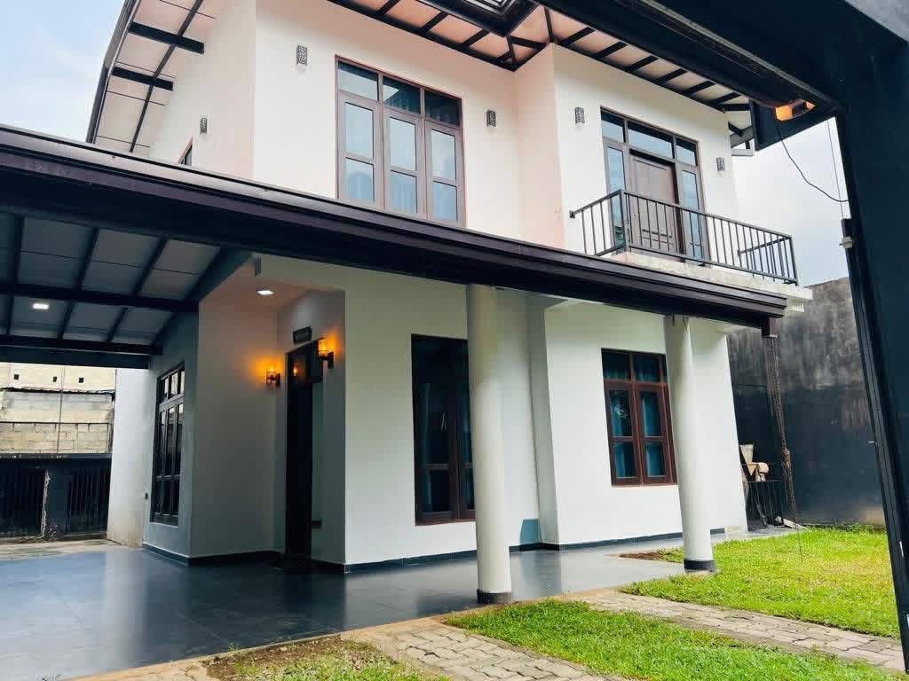 හෝමගම පිටිපන තනි වත්තේ ගෙයකී