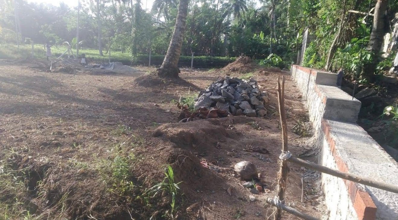 පර්චස් 16.5ක වටිනා ඉඩමක් විකිණීමට