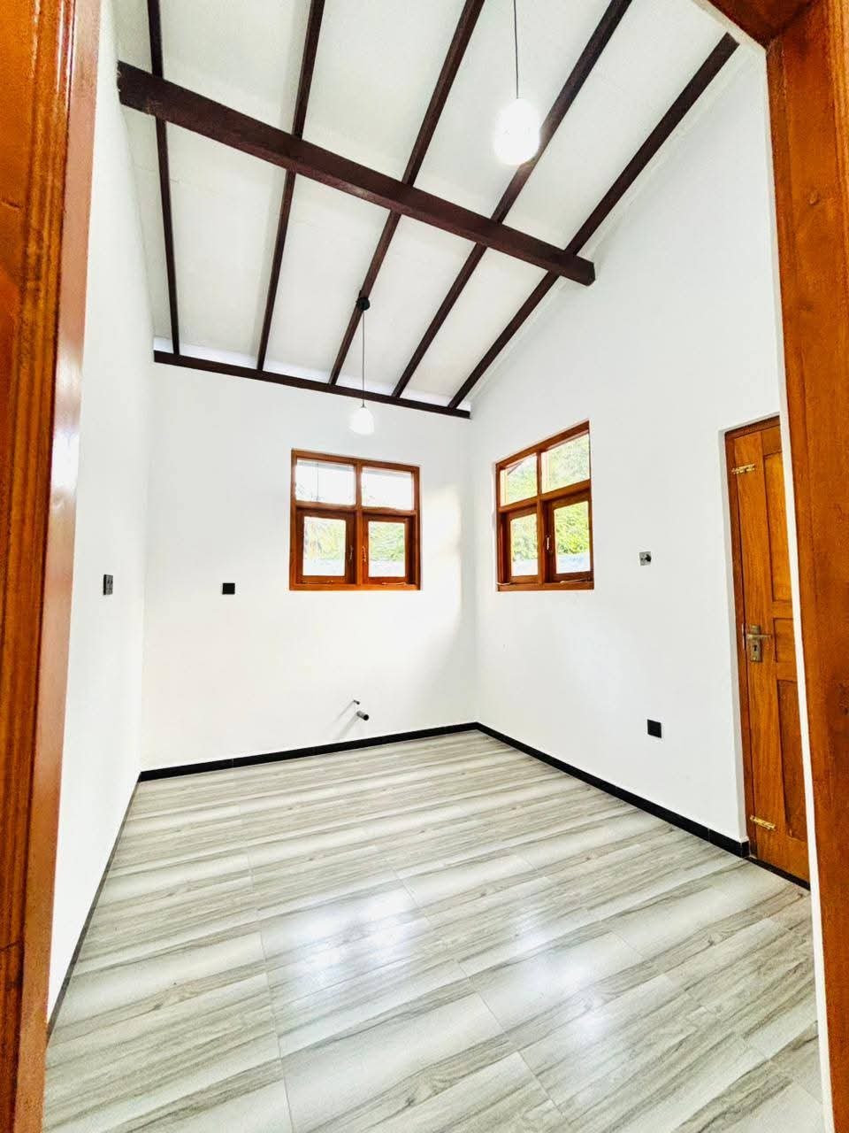 කොරතොටින් නිවසක්