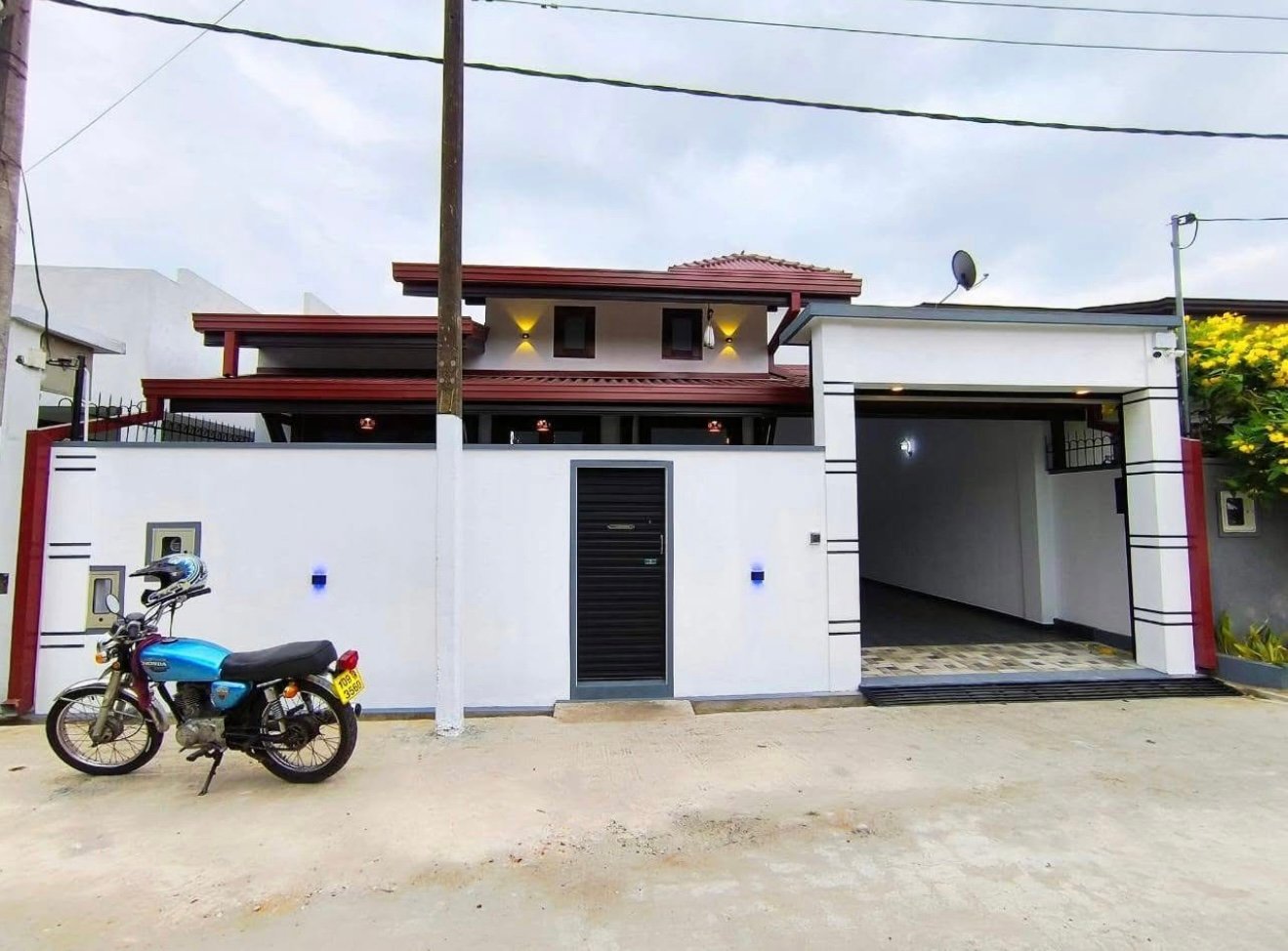 Brand New Single Story House For Sale In  galwarudsawa Road  Athurugirya