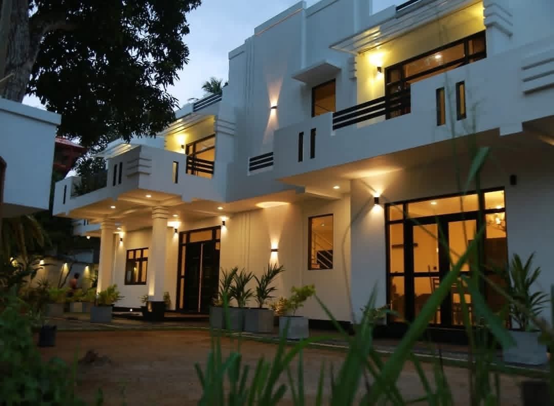Hotel For Sale  Ahangama