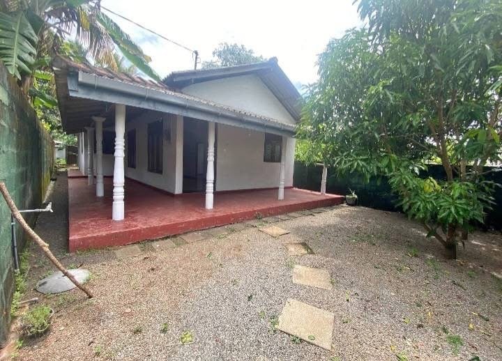 Single Storey House for Sale – Kadawatha