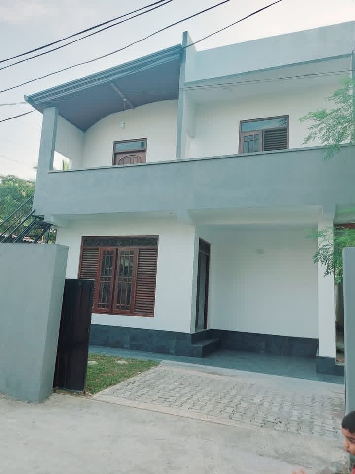 Two storey Box Type house for sale - Athurugiriya