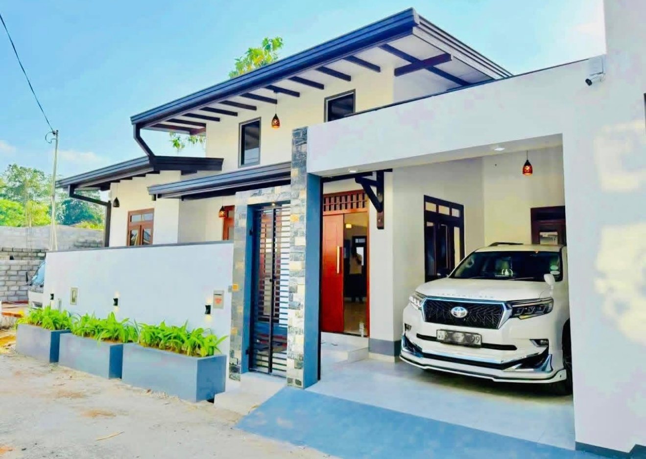 අතුරුගිරියෙන් කාමර 3ක Mordern තනිතට්ටුවේ නිවසක් විකිනීමට