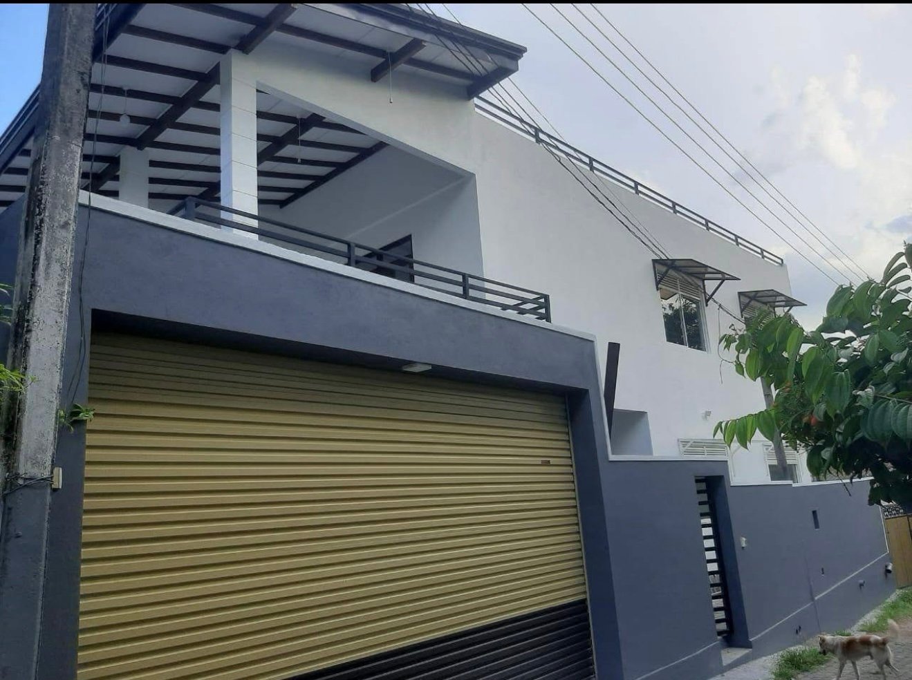 Modern class house for sale in Malabe, Hokandara free environment.