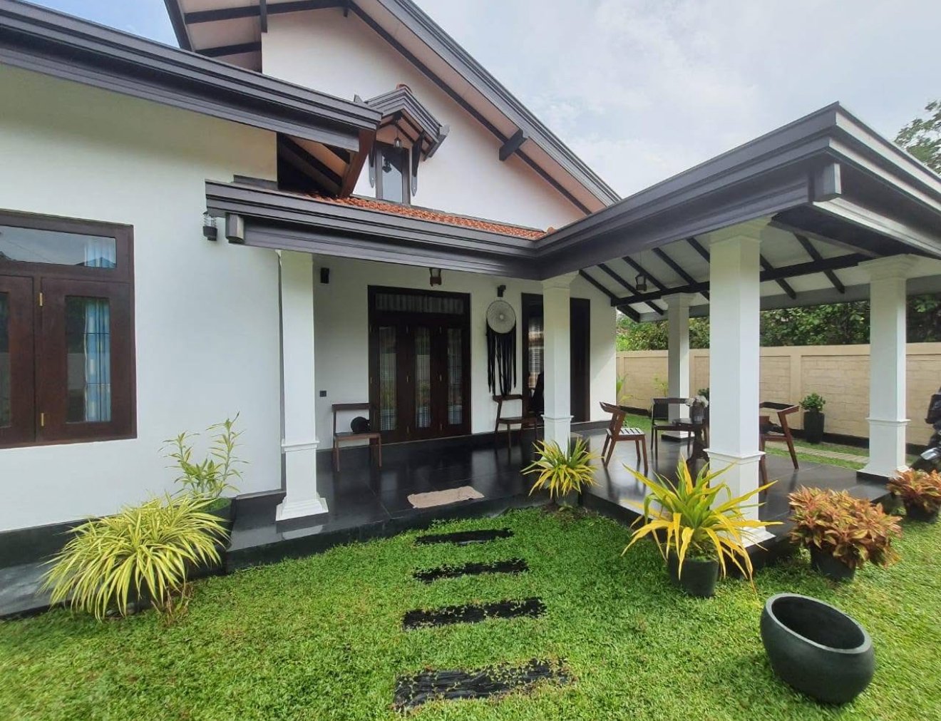 Negombo rukatthana handiya Home for sale