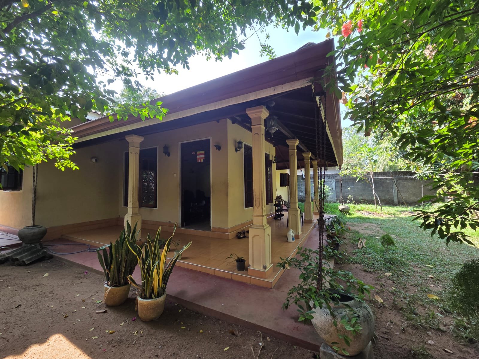 Beautiful and valuable house in Gampaha Veyangoda