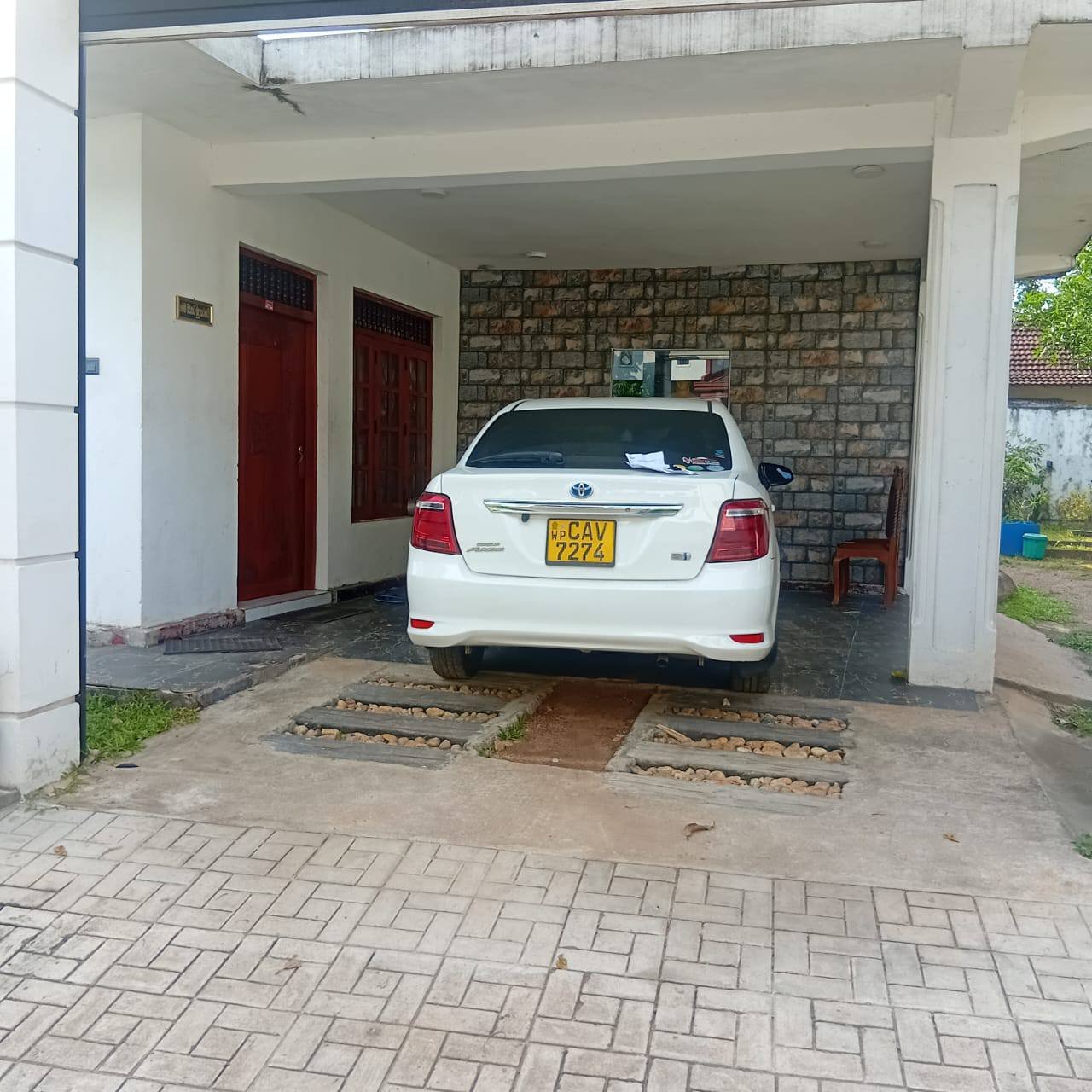මෙම වටිනා ඉඩම ඉක්මනින් විකිණීමට