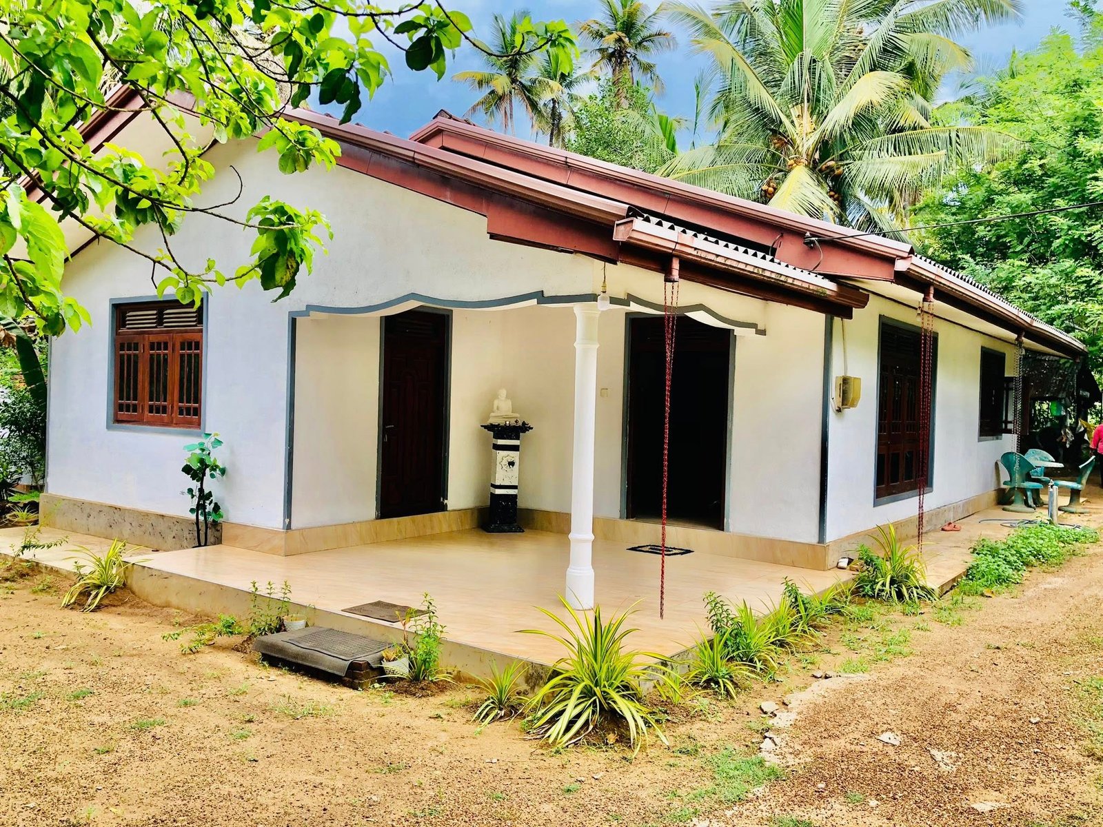 කුරුණෑගල නගරය  KURUNEGALA TOWN තනි මහල් නිවසක් විකිණීමට
